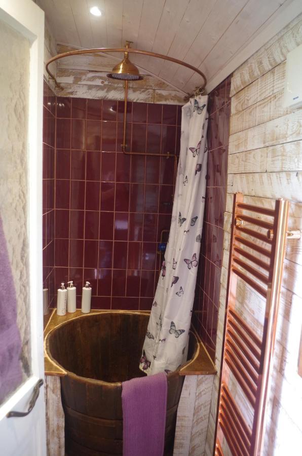 Cherry Tub In The Orchard. Cozy Getaway Stillington Exteriör bild